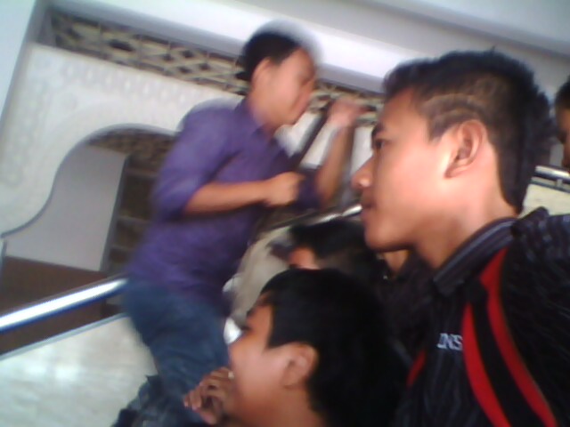 Fauzi Ozi Brojoel 10